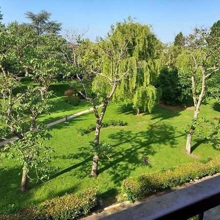Les Jardins D'Atilly Villecresnes Exterior foto